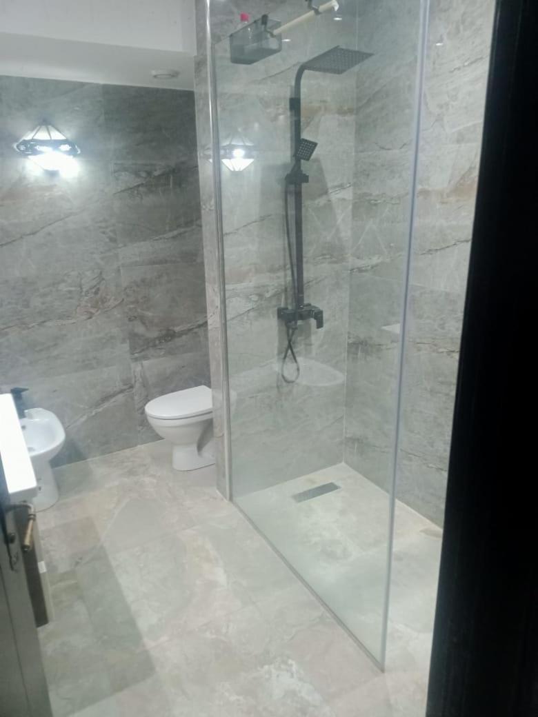 Un Moderne Chic Appartement Vue Sur Piscine Marrákes Kültér fotó